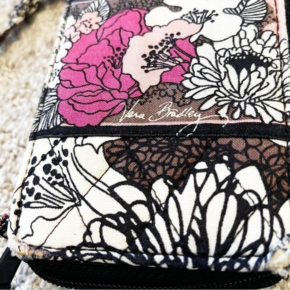 Vera Bradley Wristlet Wallet Mocha Rouge Organizer Key Chain Travel ID Holder - Picture 6 of 9